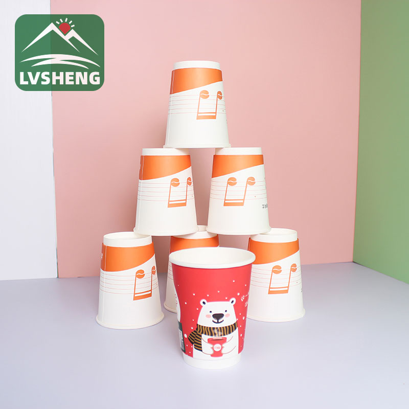 Cup de papel de uso diário
