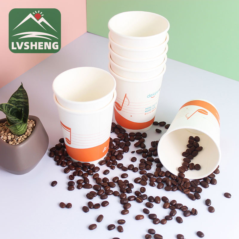 Xícaras de café de parede única